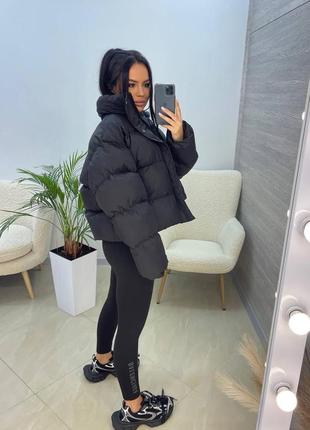 Куртка в стиле balenciaga дута теплая черная розовая короткая
