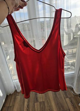 Невагома і практична блуза.