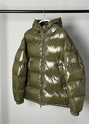 Пуховик moncler