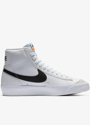 Кросівки nike blazer mid 77 white da4086-100 38.54 фото