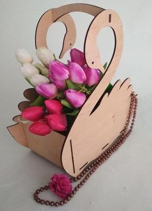 Дерев'яна подарункова коробка лебідь для квітів код/артикул 29 а212 фото