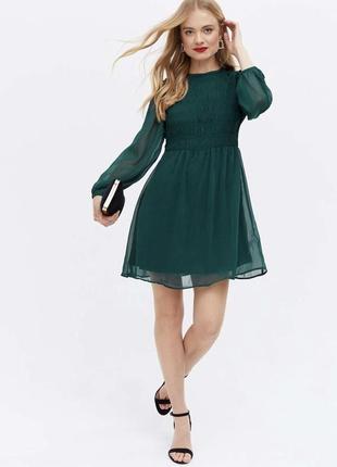 Шифонова сукня зеленого кольору