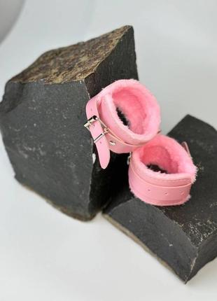 Кайдани бдсм рожеві