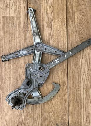 Склопідіймач передній правий механічний bmw 3 e36