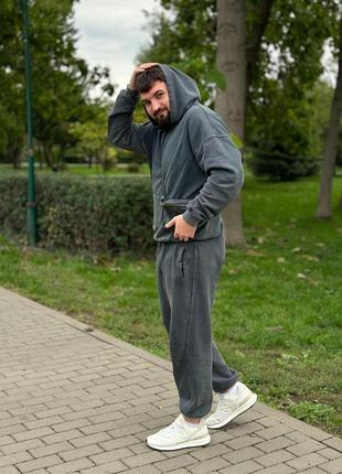 Мужской спортивный костюм теплый комплект базовый оверсайз графитового цвета с варенным эффектом