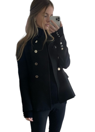 Стильне коротке пальто бушлат zara