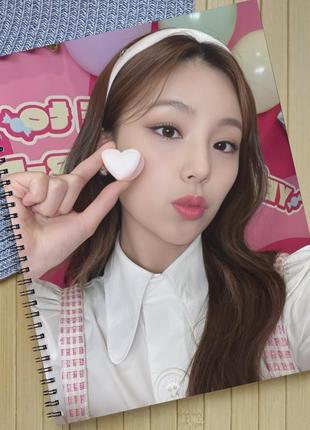Скетчбук єджі yeji ітзі itzy на пружині 30 аркушів