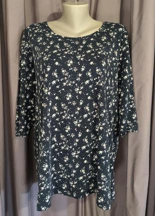 Трикотажная кофточка в цветочек большой размер