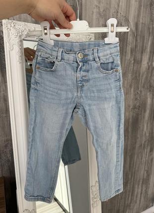 Джинсы zara 3-4р светлые детские джинсы для девчонки 3-4