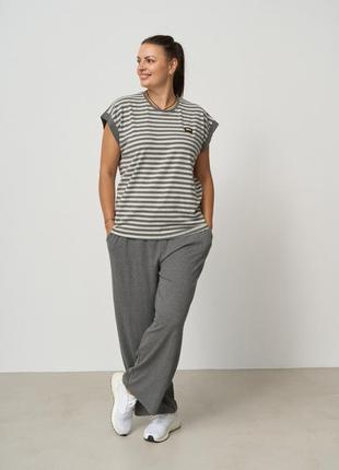 Жіночий костюм футболка и штани nicoletta 47604