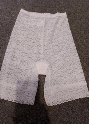 Трусики нежные гипюр
