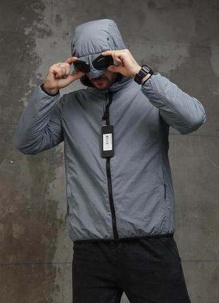 Осенняя куртка cp company серая