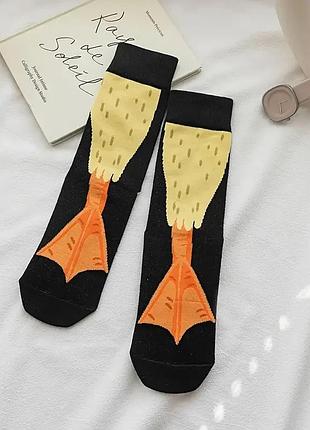 Незвичайні шкарпетки з веселим принтом гусячоїї лапки