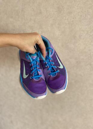 Кросівки кроси nike