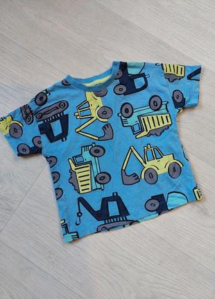 Новая футболка 1-1,5 лет