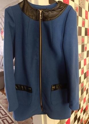 Пальто очень красивое