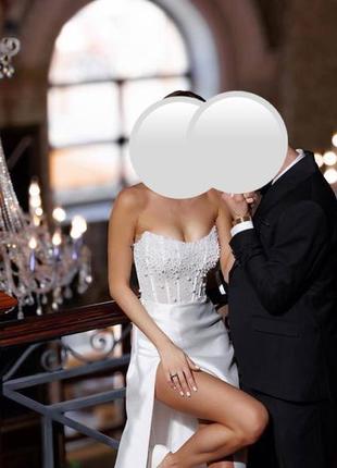 Свадебное платье с корсетом