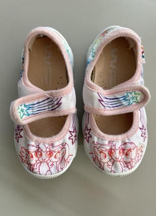 Тапочки, сандалии тканевые детские 24р