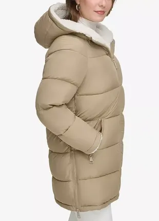 Calvin klein пуховик р м. оригинал.