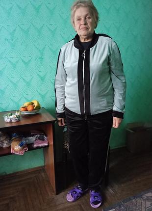 Костюм велюровый