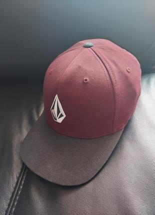 Кепка volcom