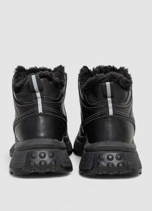 Теплые женские кроссовки на меху, цвет черный
