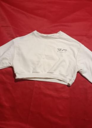 Свитер женский, короткий. лuigi