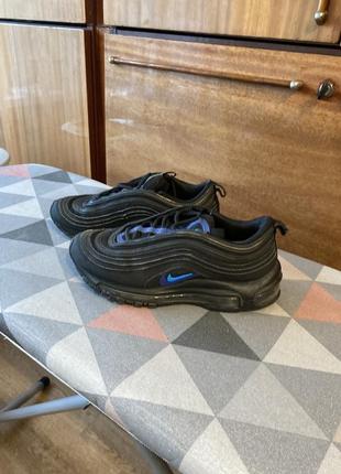 Кросівки на хлопця чи дівчинк