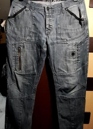 Брендовые стильные джинсы
