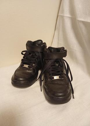 Кросівки nike б/у