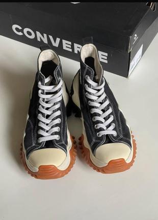 Converse на платформі