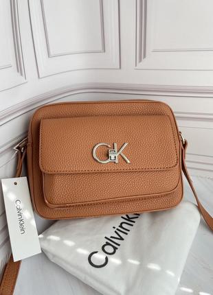 Сумка через плече від calvin klein3 фото