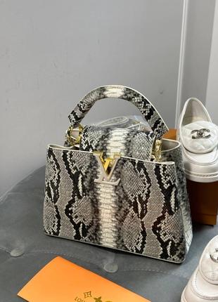 Шкіряна сумка із зміїним принтом в стилі louis vuitton