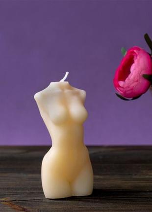 Декоративна свічка фігурний силует жінки (шампань)