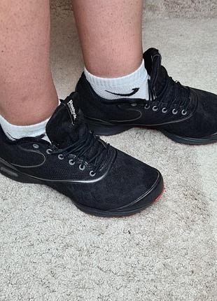 Reebok жіночі кросівки