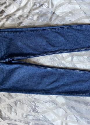 Джинсы женские