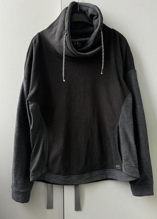 Спортивная кофта с хомутом