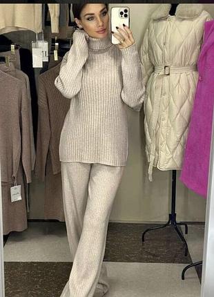 Ангоровый костюм