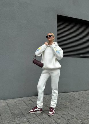 Жіночий спортивний костюм турецька тринитка  якість пʼєньє на мʼякому флісі . дуже приємний до тіла 🥰
