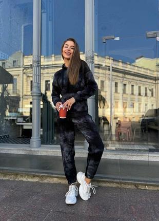 Теплый спортивный костюм на флисе пенье не скатывается худи и штаны джоггеры тай дай варка варочка