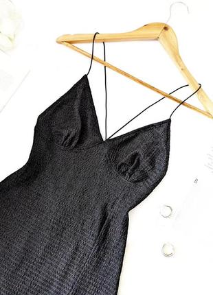 Стильное фактурное черное платье/платье/платье с открытой спинкой😈 и разрезом h&m, на р. s/m9 фото