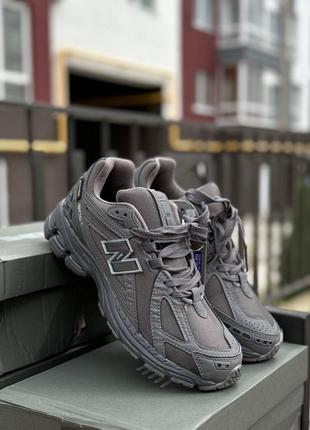Осінні кросівки nb