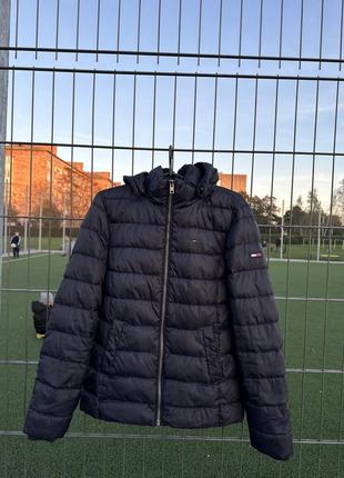 Tommy hilfiger пуховик