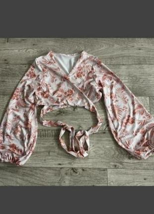 Красивая блуза