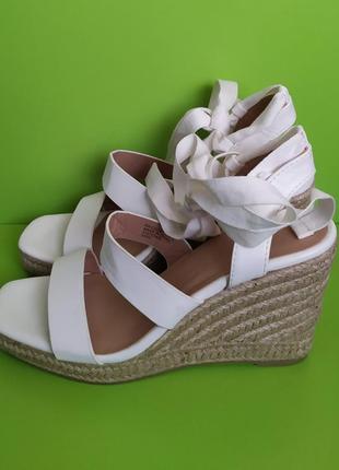 Білі босоніжки еспадрильї primark, 4/37