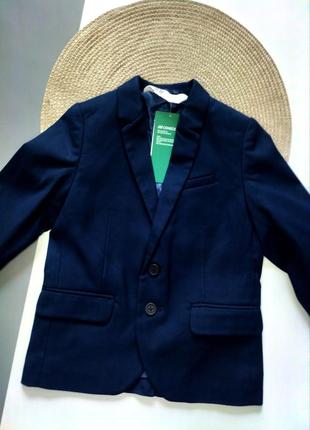 Пиджак на мальчика 3-4 года (104 см), h&m.