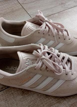 Adidas gazelle 39