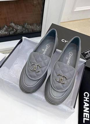 Модні шкіряні лофери шанель преміум