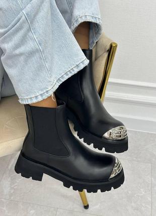 Шкіряні черевики balenciaga