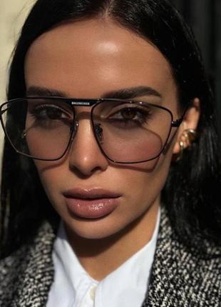 Сонцезахисні окуляри balenciaga lux8 фото